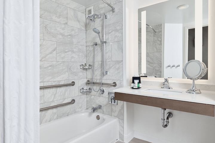 Bathroom shower