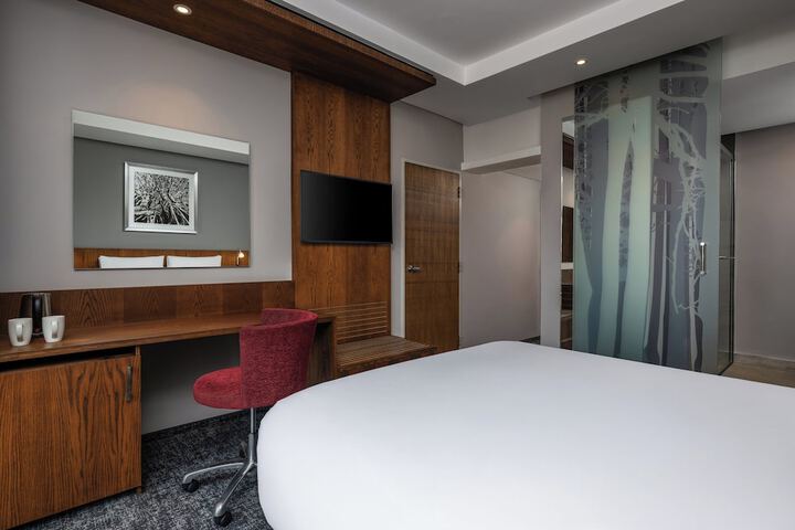 Room 11 of 54