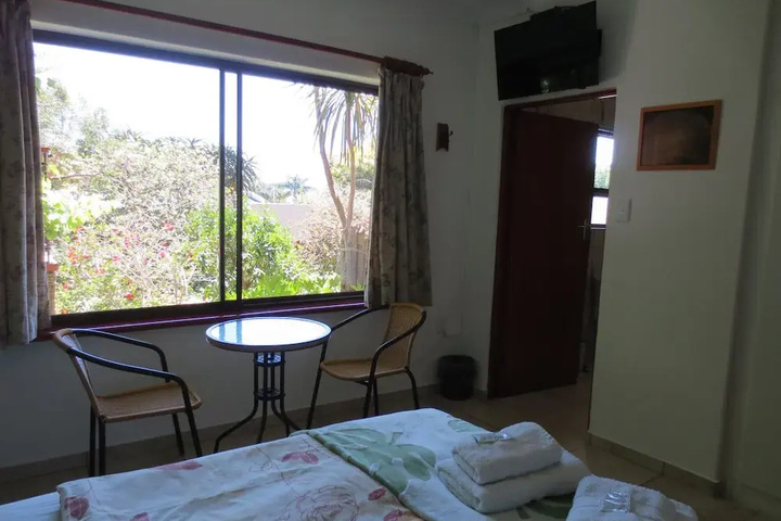 Room 6 of 19