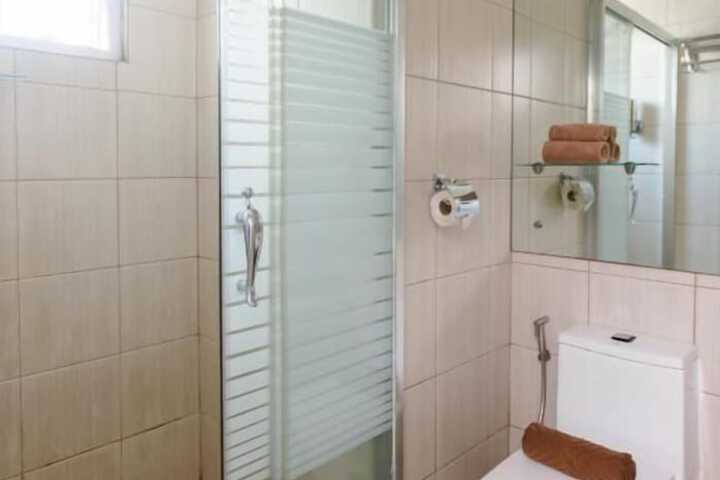Room 50 of 78