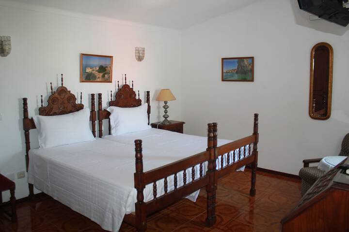 Room 5 of 24