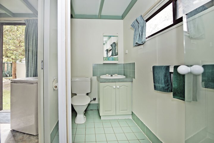 Room 18 of 33