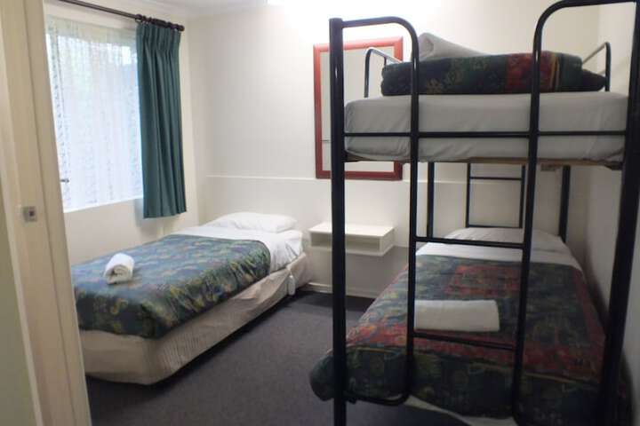 Room 7 of 116