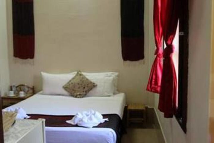 Room 20 of 29