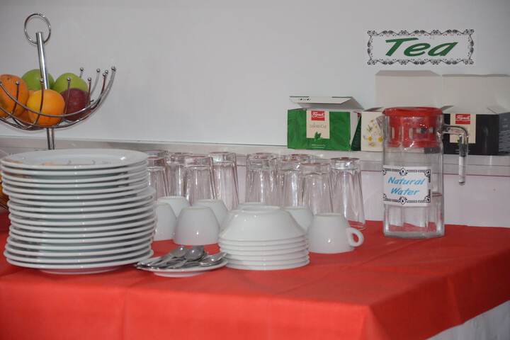 Breakfast/Coffee Service 18 of 32