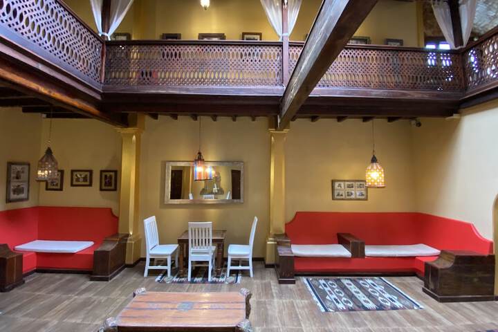 Hotel 2 of 339
