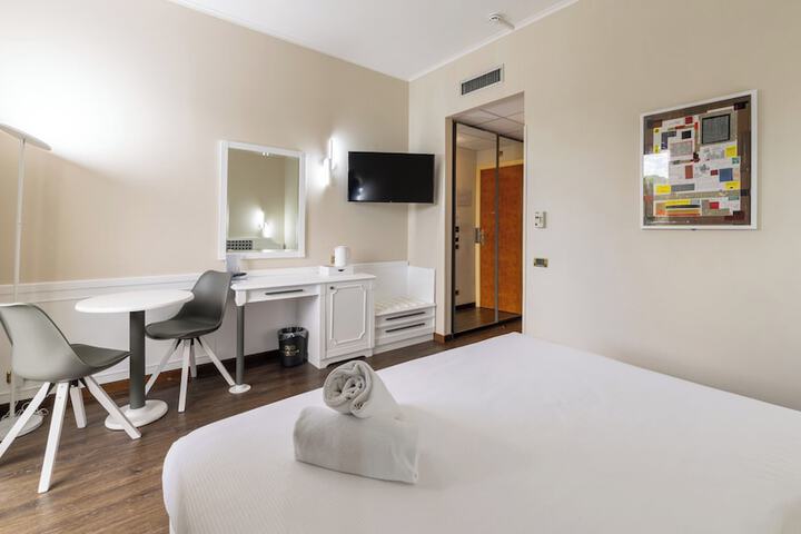 Room 29 of 124