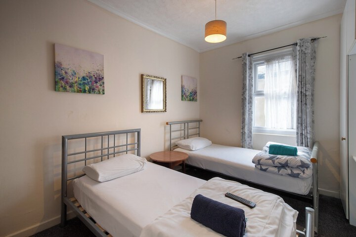Room 36 of 47