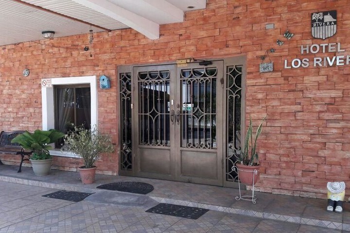 Hotel Los Rivera