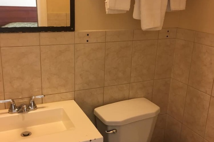 Room 14 of 19