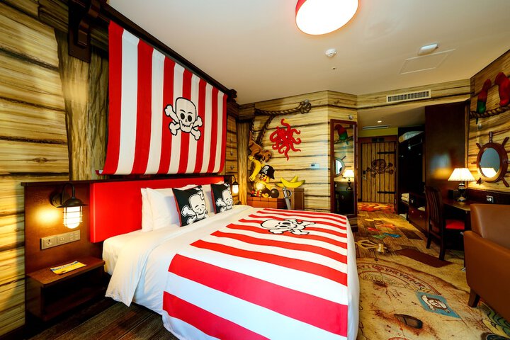 Room 15 of 119