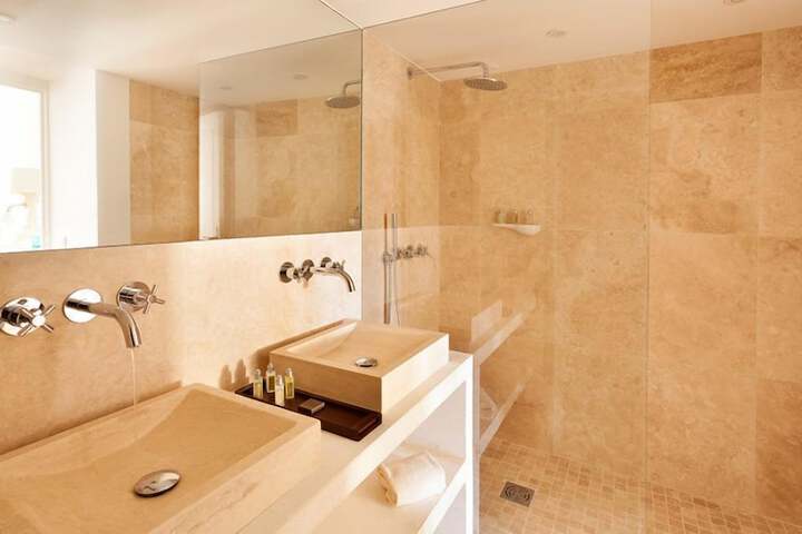 Bathroom Interior Photo