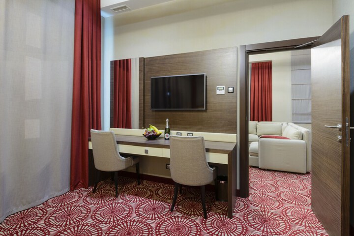 Room 36 of 61
