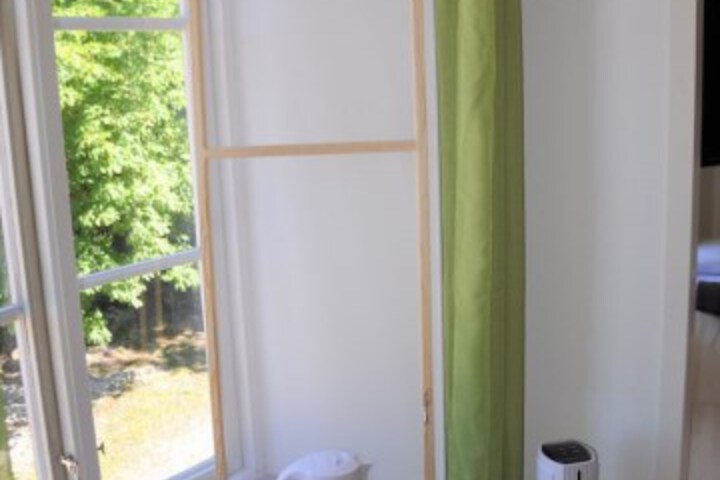 Room 73 of 138