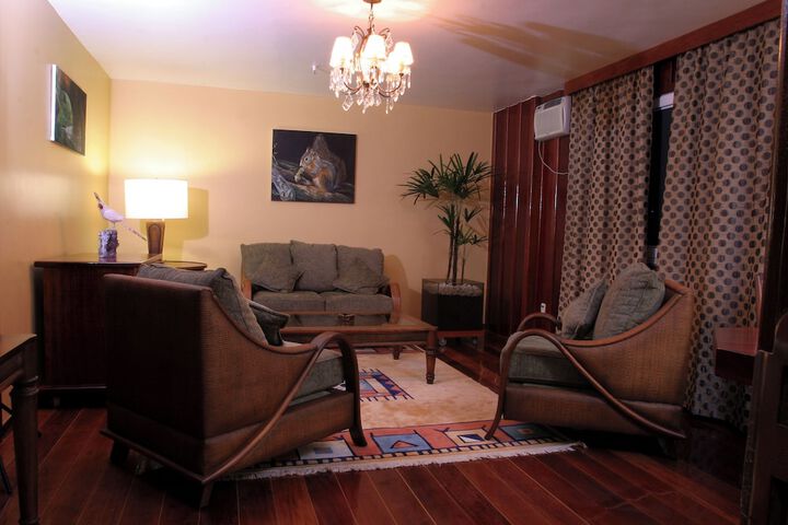 Room 12 of 42
