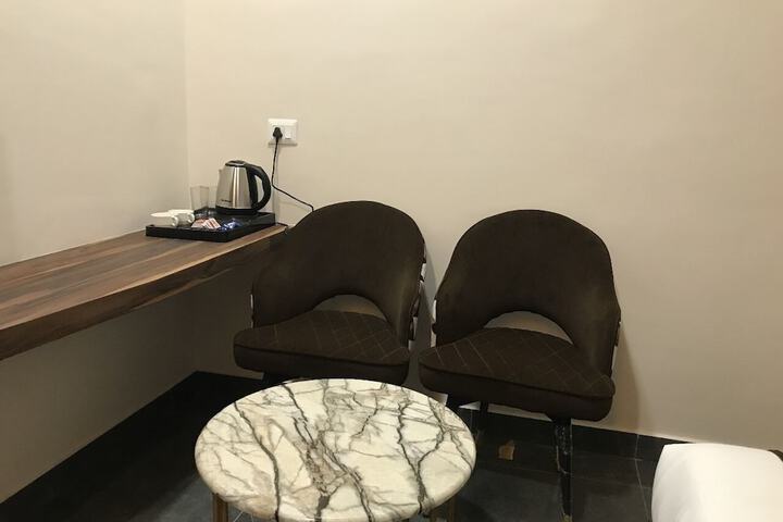 Room 31 of 53