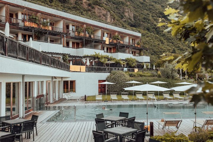 Hotel 52 of 61