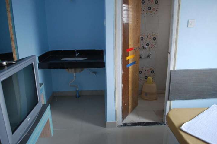 Room 23 of 30
