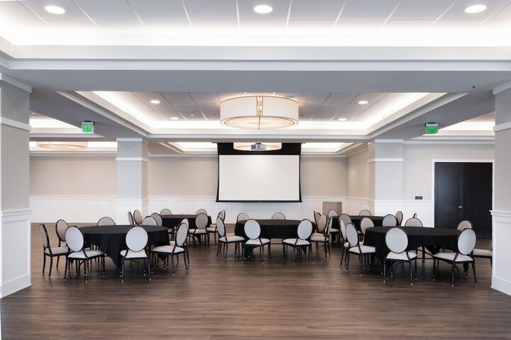 Banquet hall