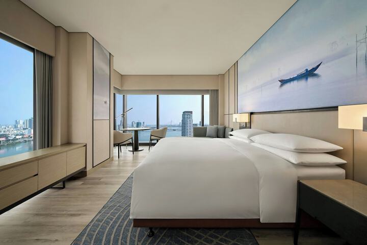 Exterior of Courtyard by Marriott Danang Han River
