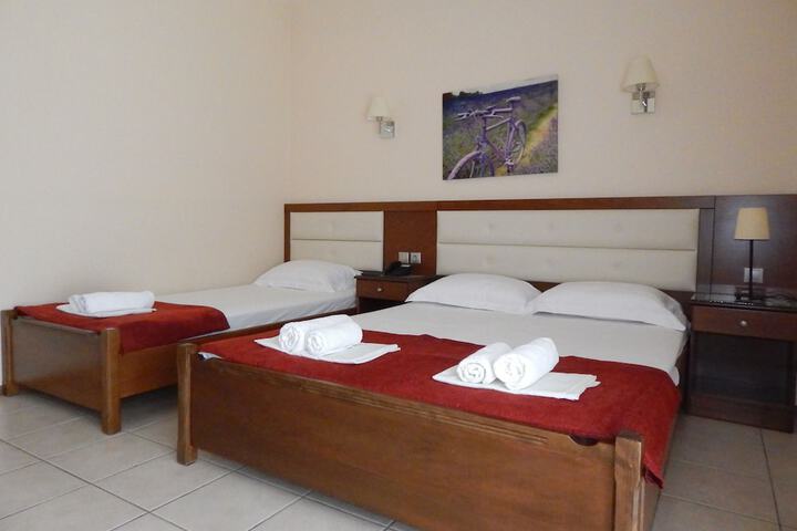 Room 21 of 65