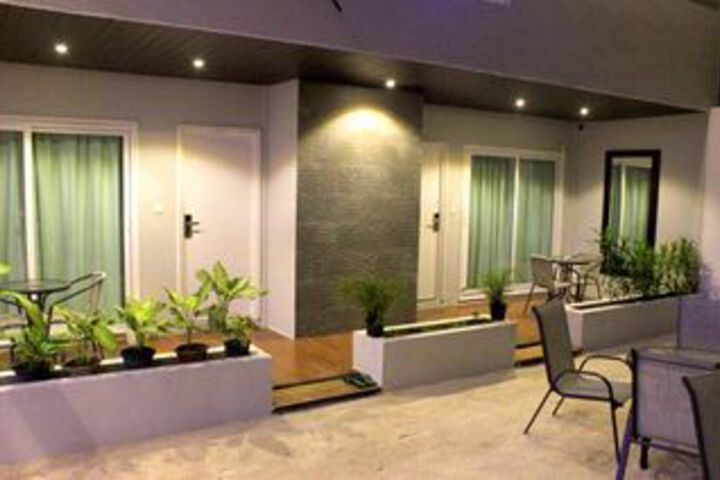 Terrace/Patio 37 of 38