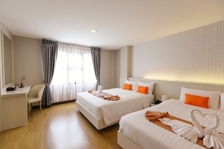 Room 45 of 174