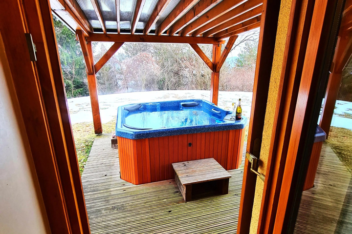 Pool 8 of 18