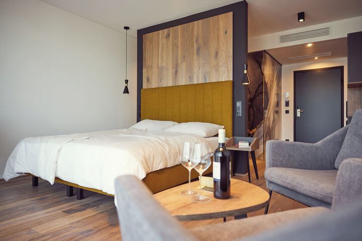 Room 3 of 34