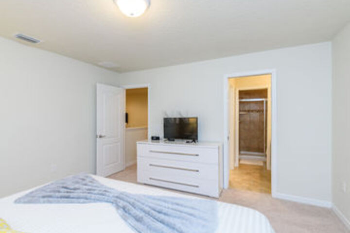 Room 344 of 687
