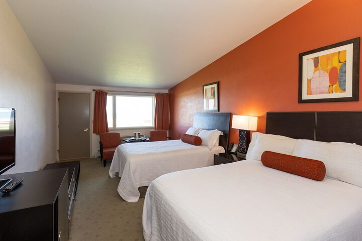 Room 114 of 220