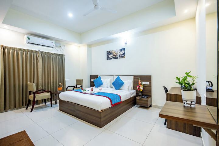Room 14 of 35