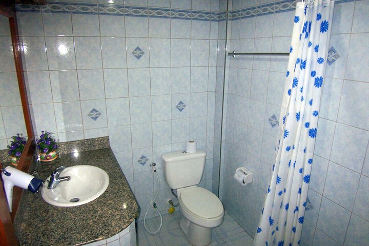 Room 18 of 39
