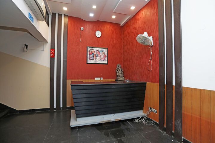 OYO 17257 Stay Inn