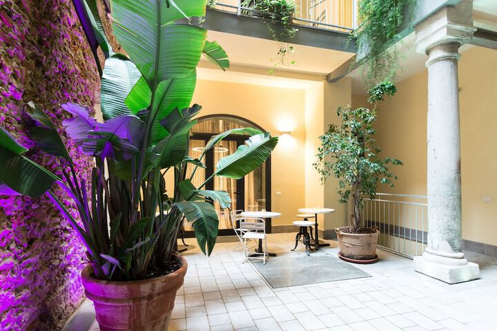 Hotel 175 of 189