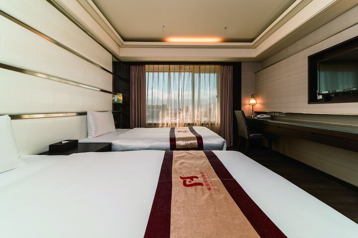 Room 20 of 38