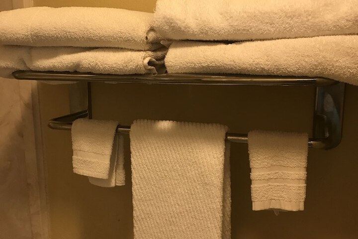 Room 17 of 27