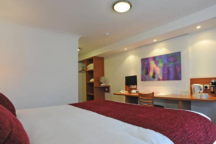 Room 12 of 55