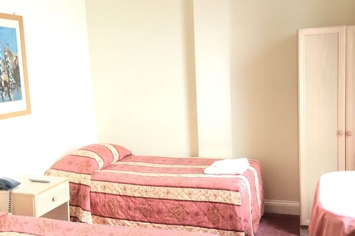 Room 14 of 56