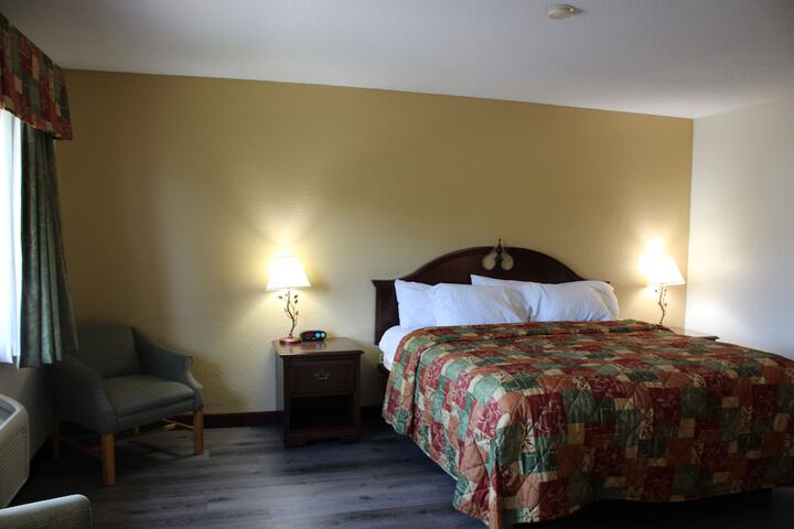 Room 12 of 62