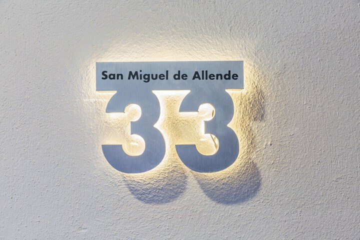 Room 144 of 329