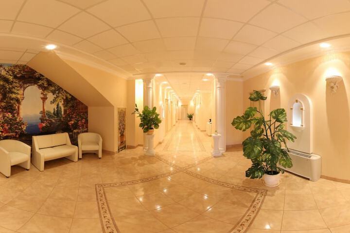 Hotel Interior 11 of 24