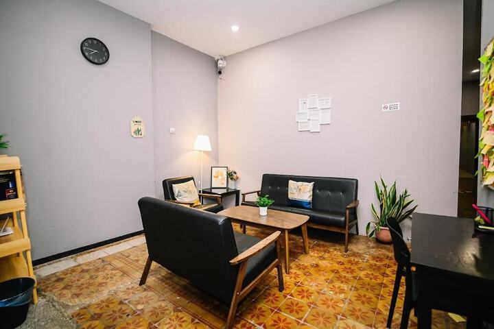 Room 22 of 31