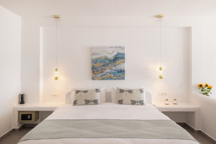 Room 27 of 61