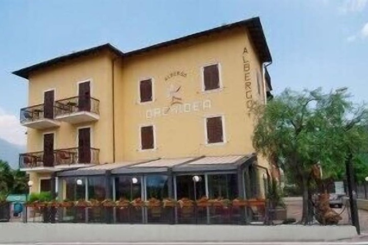 Hotel 37 of 40
