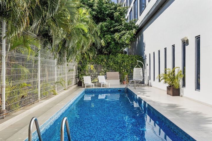 Pool 22 of 55
