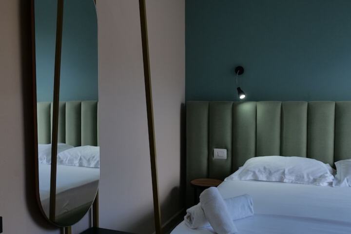 Room 7 of 46