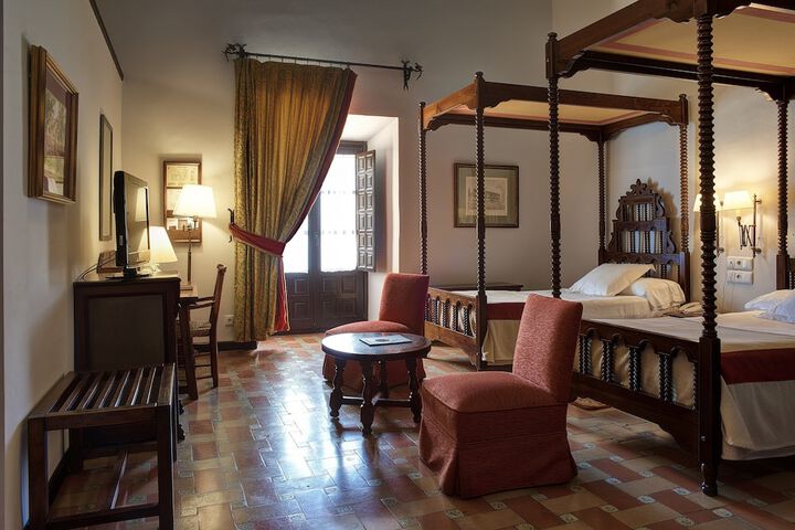 Room 13 of 47