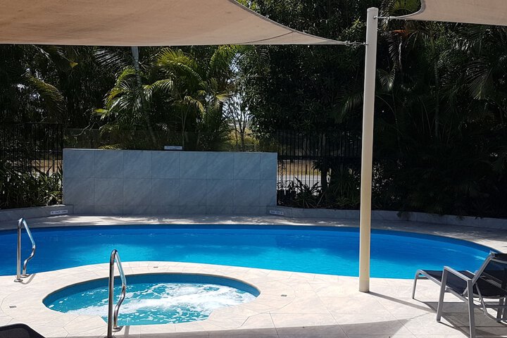 Pool 25 of 35