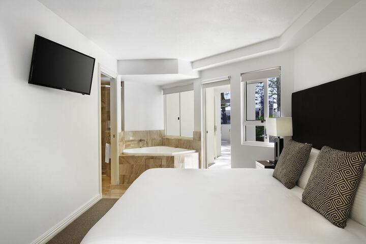 Room 11 of 63